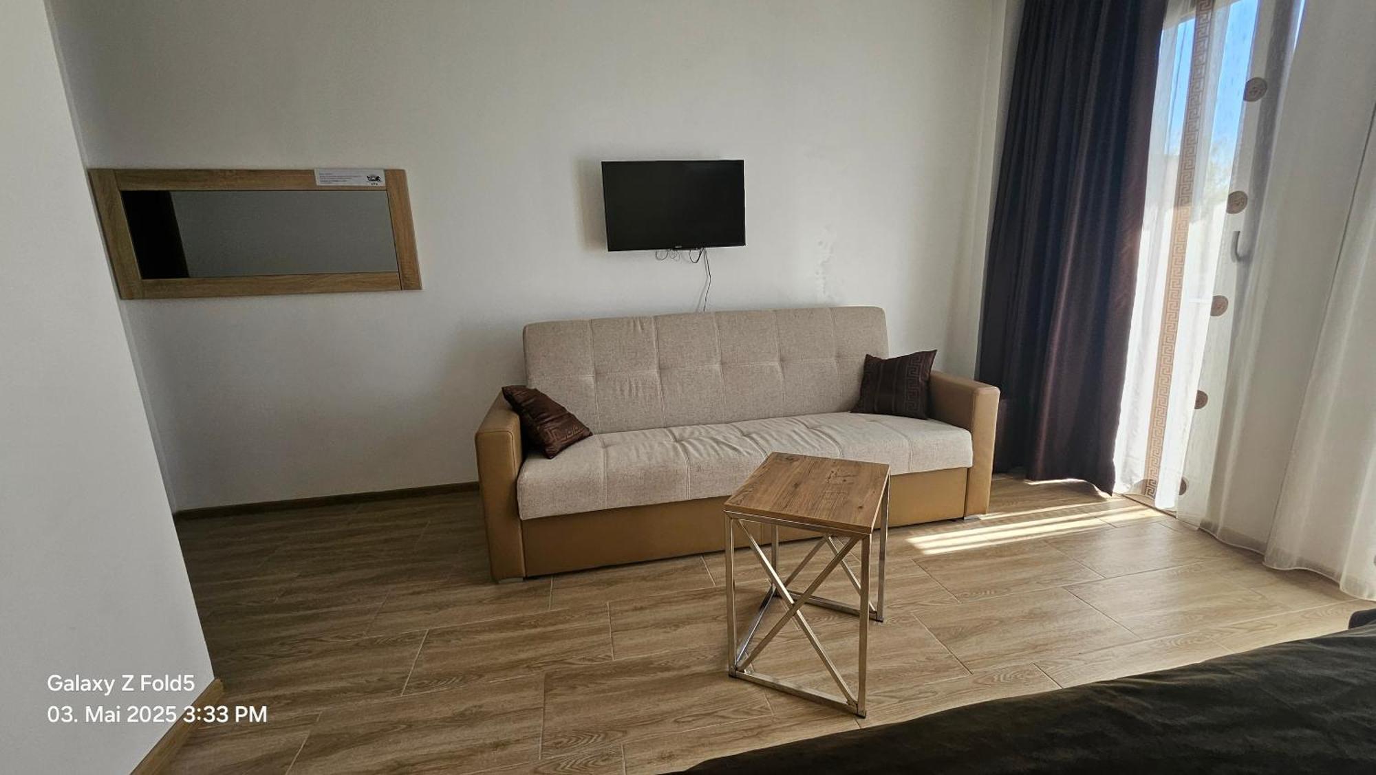 Hotel Solea Beach 마마이아 외부 사진
