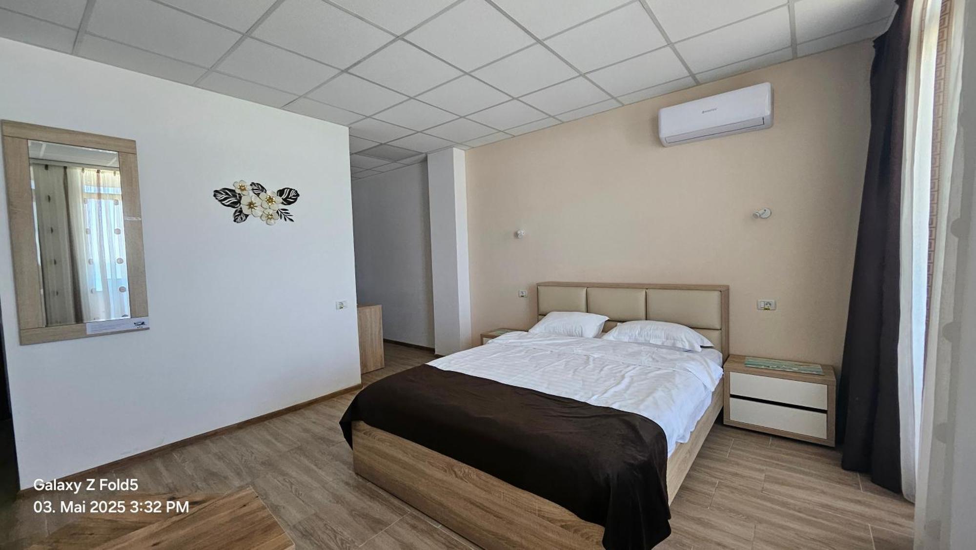 Hotel Solea Beach 마마이아 외부 사진