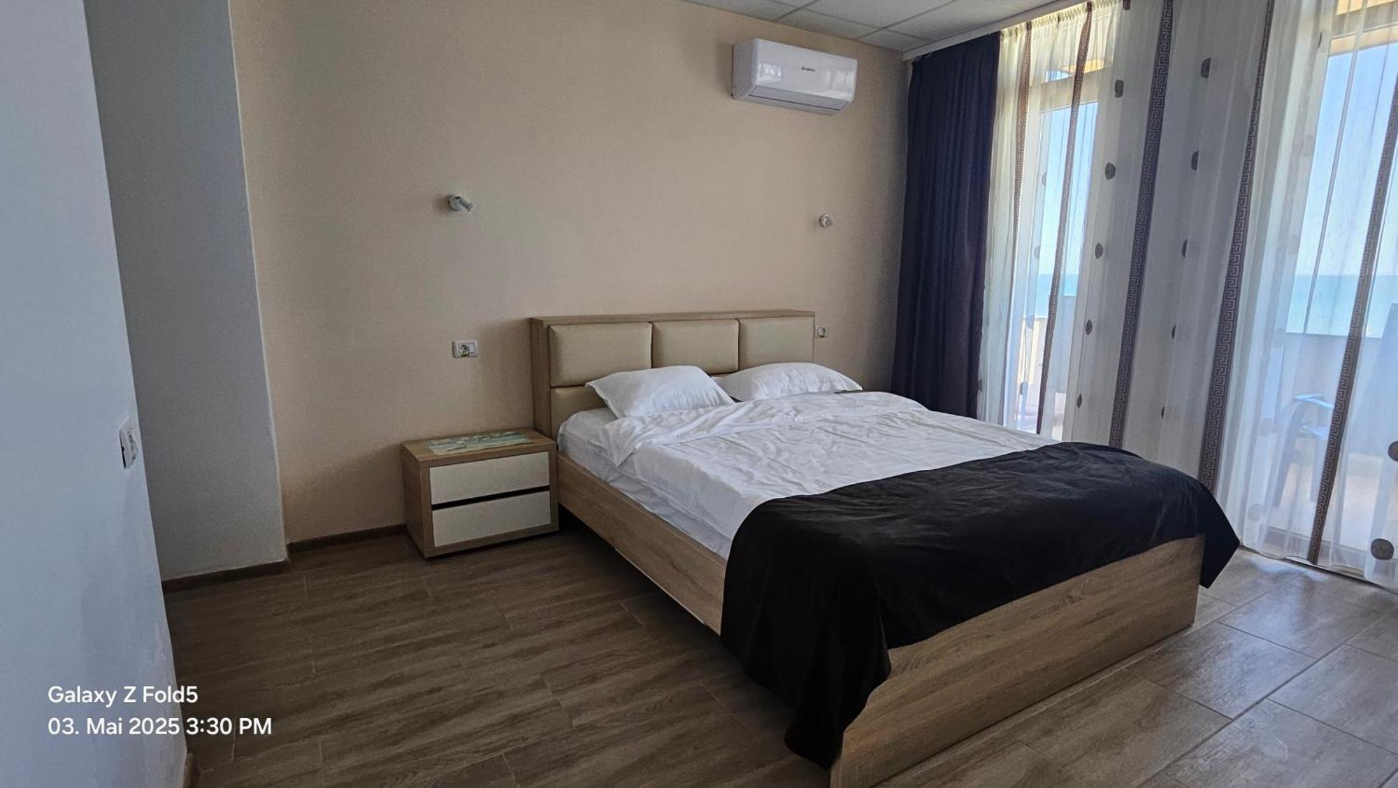 Hotel Solea Beach 마마이아 외부 사진