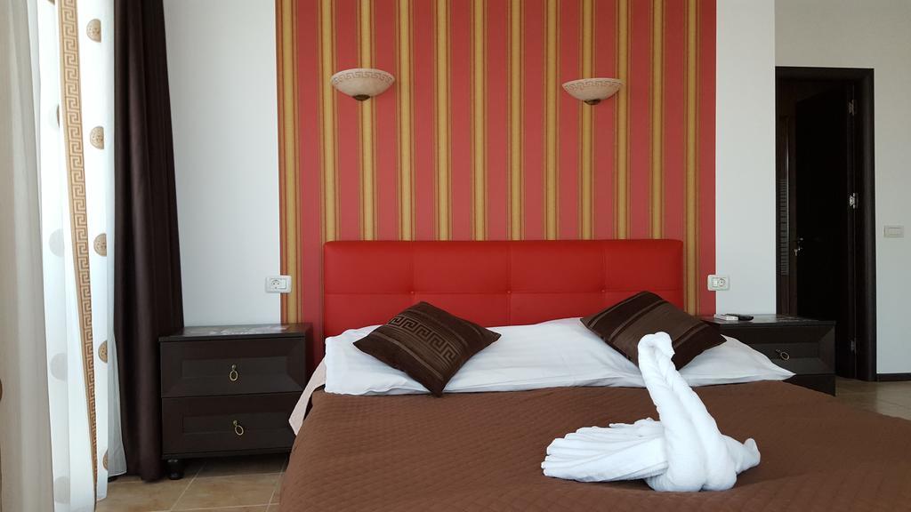 Hotel Solea Beach 마마이아 외부 사진
