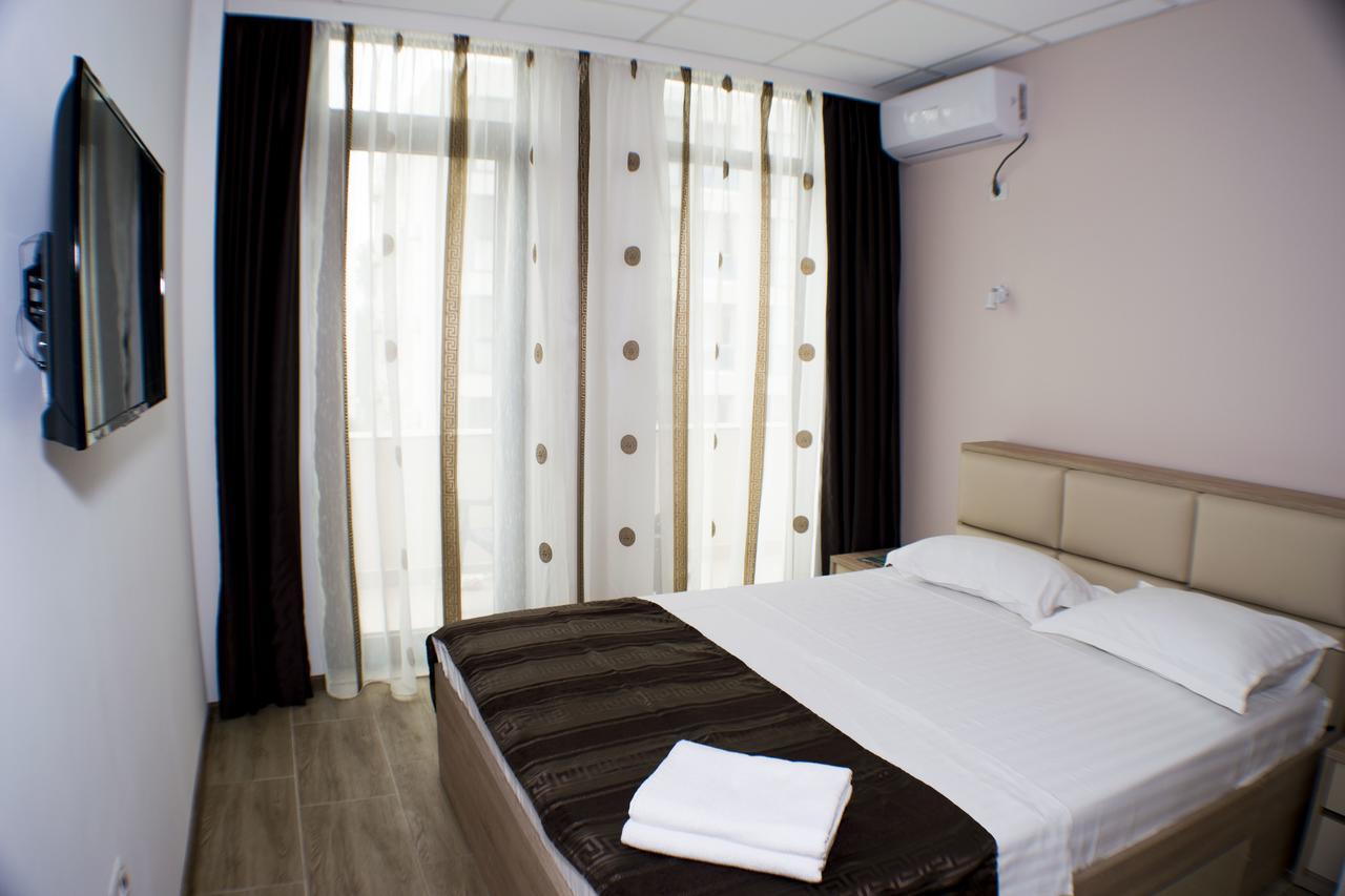 Hotel Solea Beach 마마이아 외부 사진